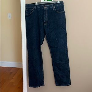 Wrangler men’s dark wash jeans NWOT